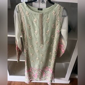 AGHA Noor /Pakistani Shalwar Kameez Elegant Embroidered Dress with Floral Accent